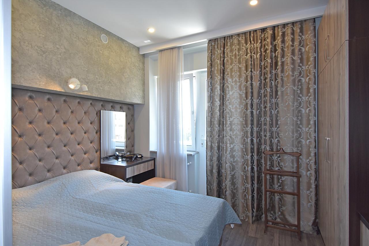 Pushkin 49 Apartment Yerevan Exterior photo
